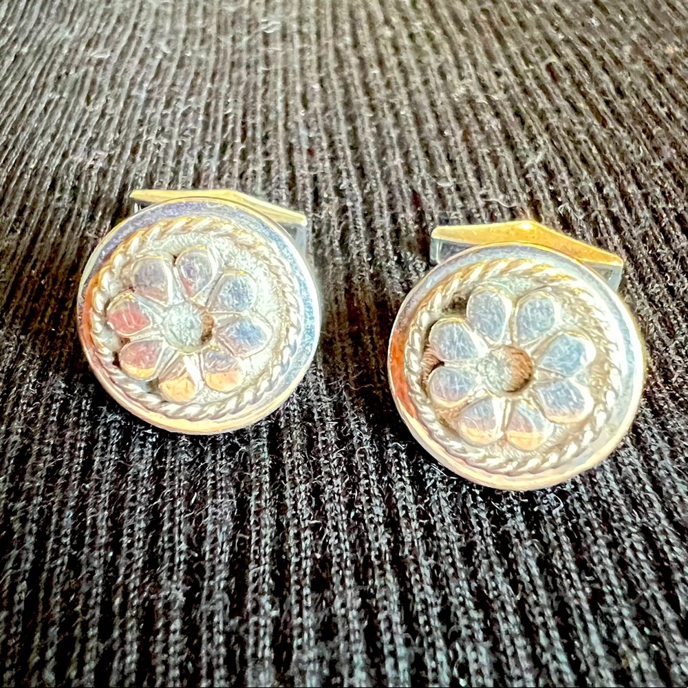 Skillet plated cufflinks